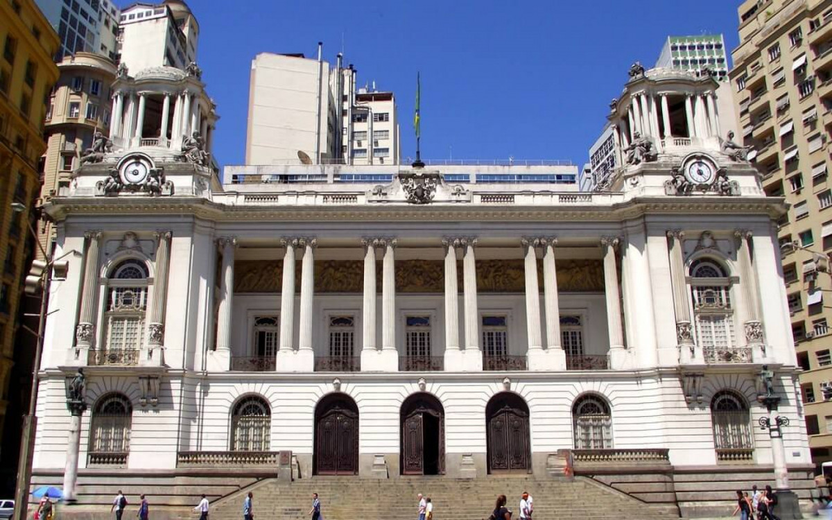 C&acirc;mara Municipal do Rio recebe Parecer Pr&eacute;vio das contas da prefeitura em 2022