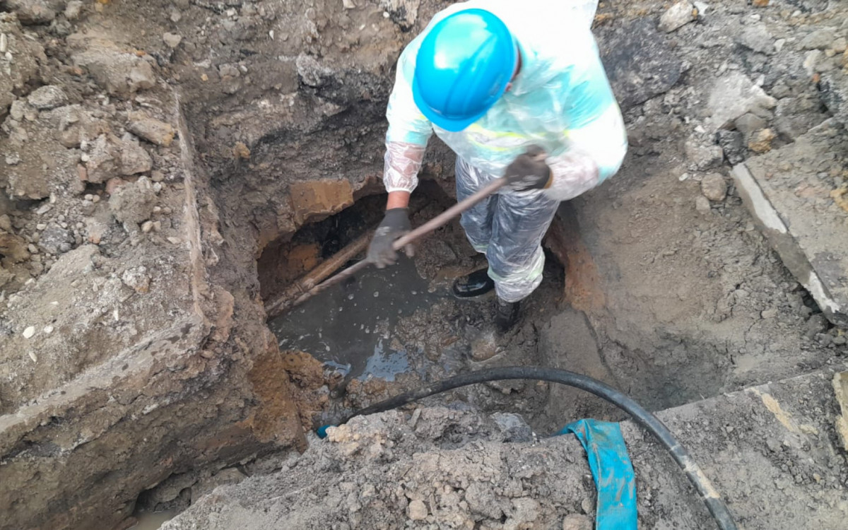 Obras realizadas pela &Aacute;guas do Rio beneficiam fam&iacute;lias do bairro Jacutinga