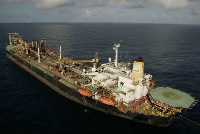 Petrobras conclui leilão para primeira reciclagem verde de plataforma