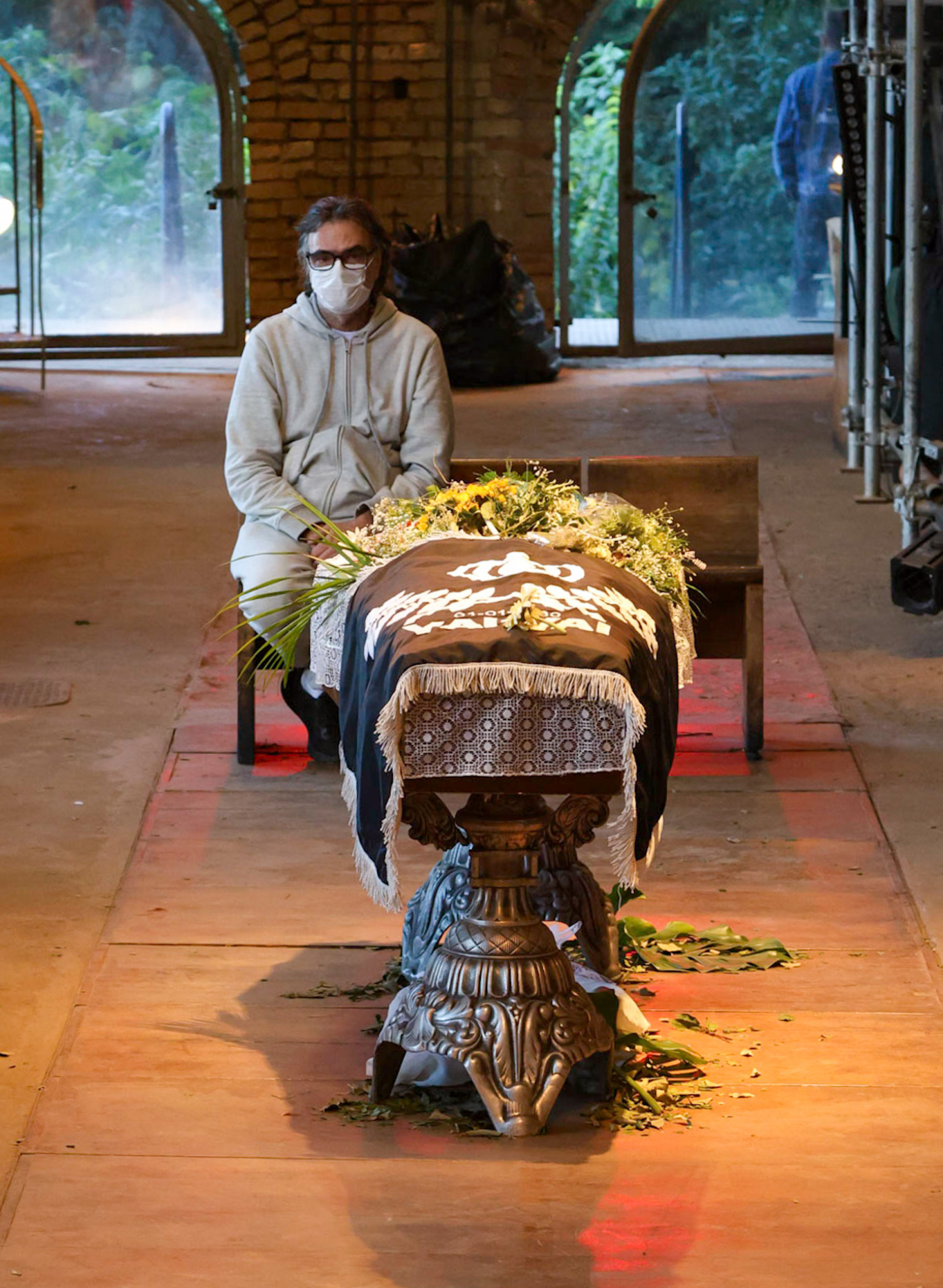  Marcelo Drummond, viúvo de Zé Celso, se despede do dramaturgo - Eduardo Martins / Agnews