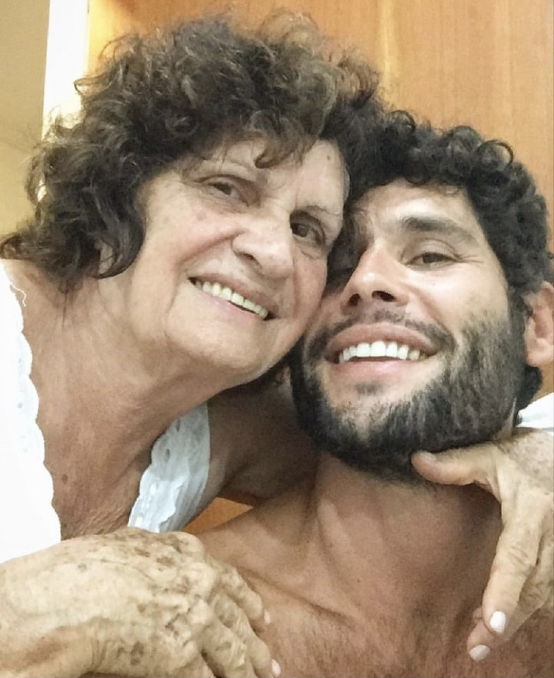 Ator Dudu Azevedo e a mãe, Dilcéa Azevedo - Reprodução / Instagram