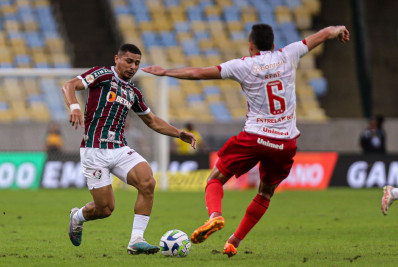 André defende ideia de Fernando Diniz dividir Fluminense com a Seleção: 'Vai dar conta'