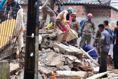 Prédio que desabou em Recife tinha rachaduras e infiltrações; total de mortos chega a 14