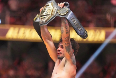 Alexandre Pantoja, de Arraial do Cabo, conquista cinturão do UFC