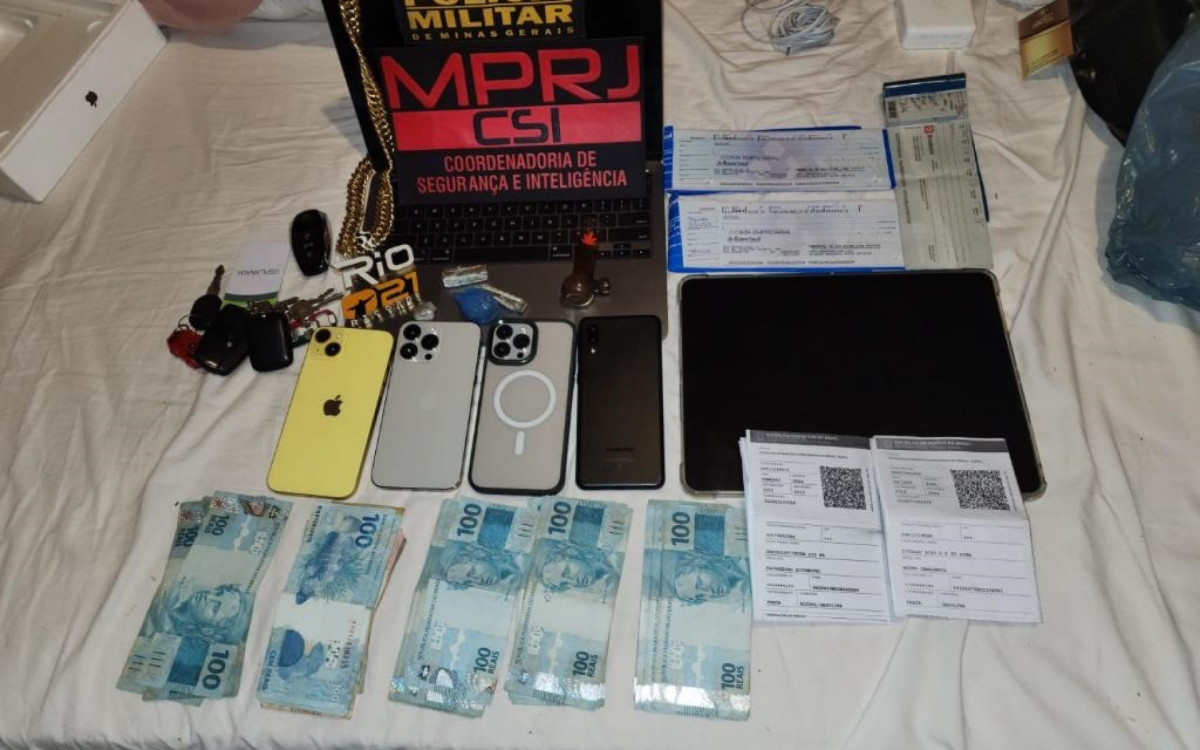 Material apreendido com o empres&aacute;rio em um hotel fazenda perto da divisa entre Rio de Janeiro e Minas Gerais