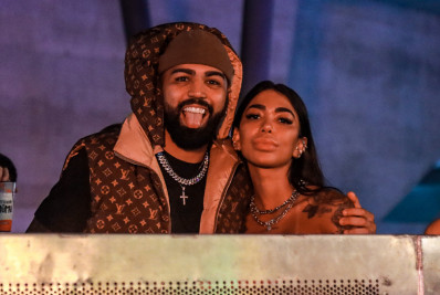 Famosos curtem apresentação de Mumuzinho na Zona Oeste do Rio