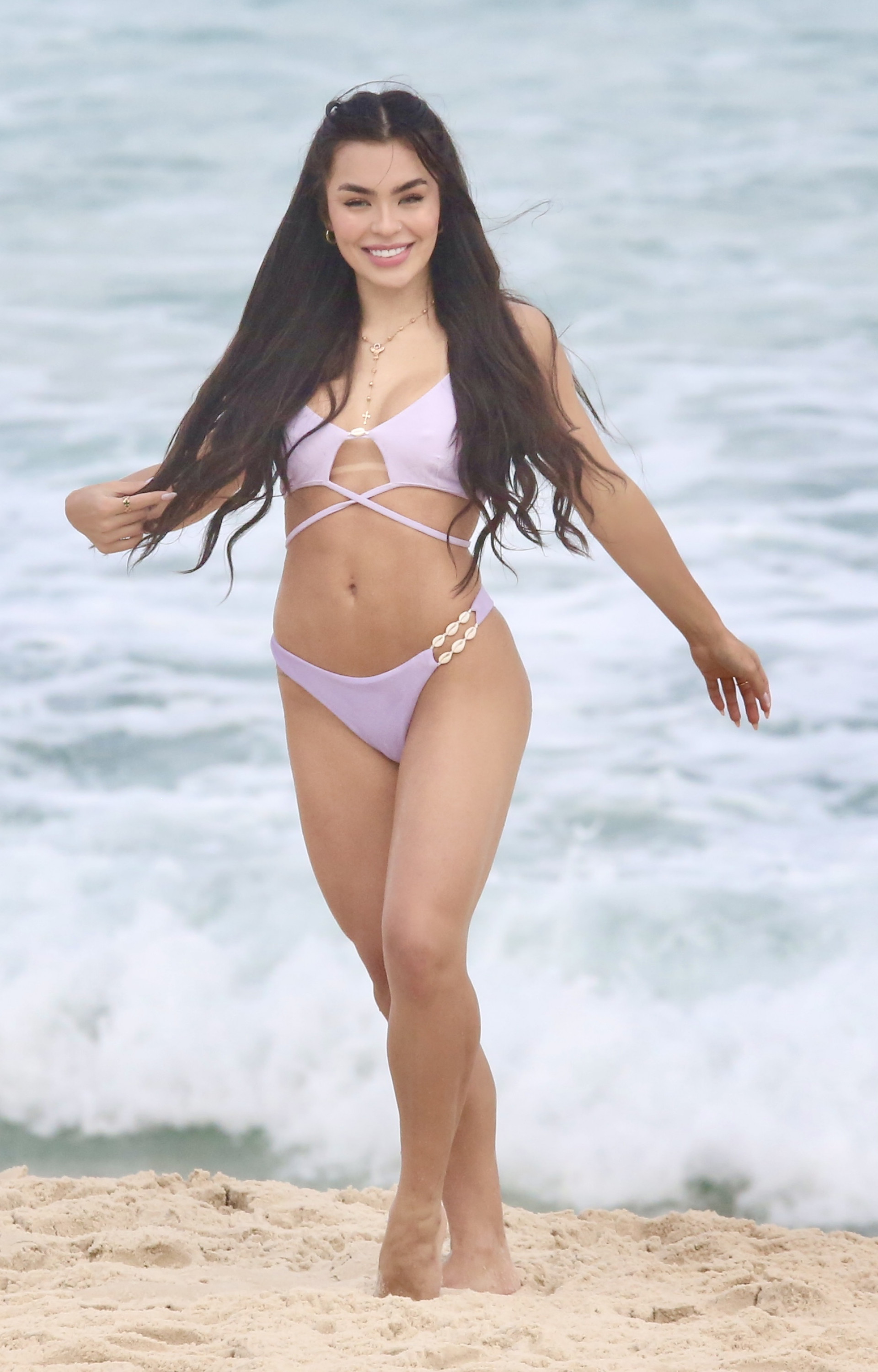 Bia Michelle posou para cliques em praia do Rio  - fabricioPioyani