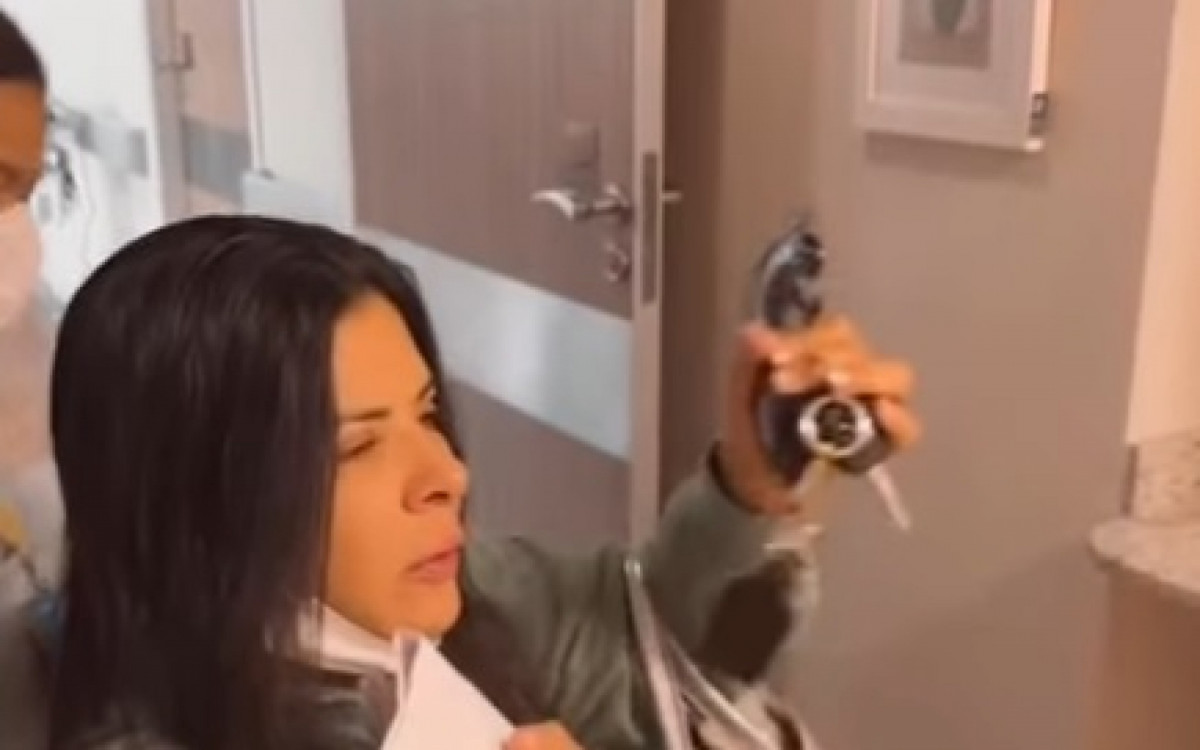 Mara Maravilha recebe alta hospitalar 