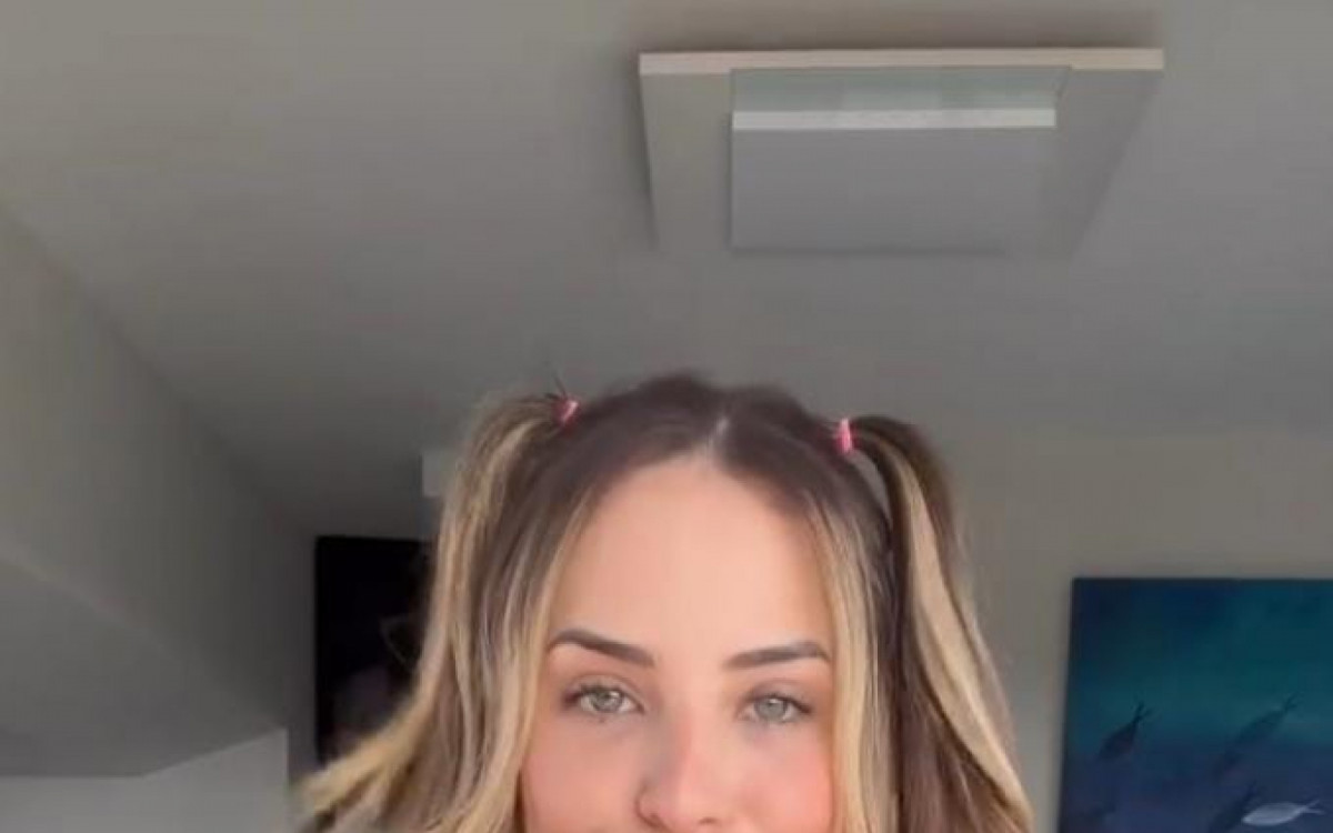 Gabi Martins no estilo Barbie