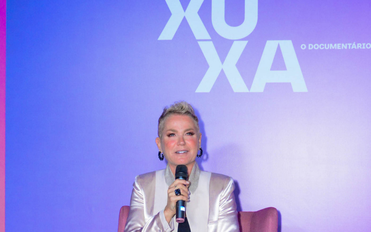 "A nota repercutida amplamente na m&iacute;dia sobre uma poss&iacute;vel venda de mans&atilde;o da Xuxa em Miami &eacute; falsa. Essa casa nunca pertenceu a artista", diz o comunicado