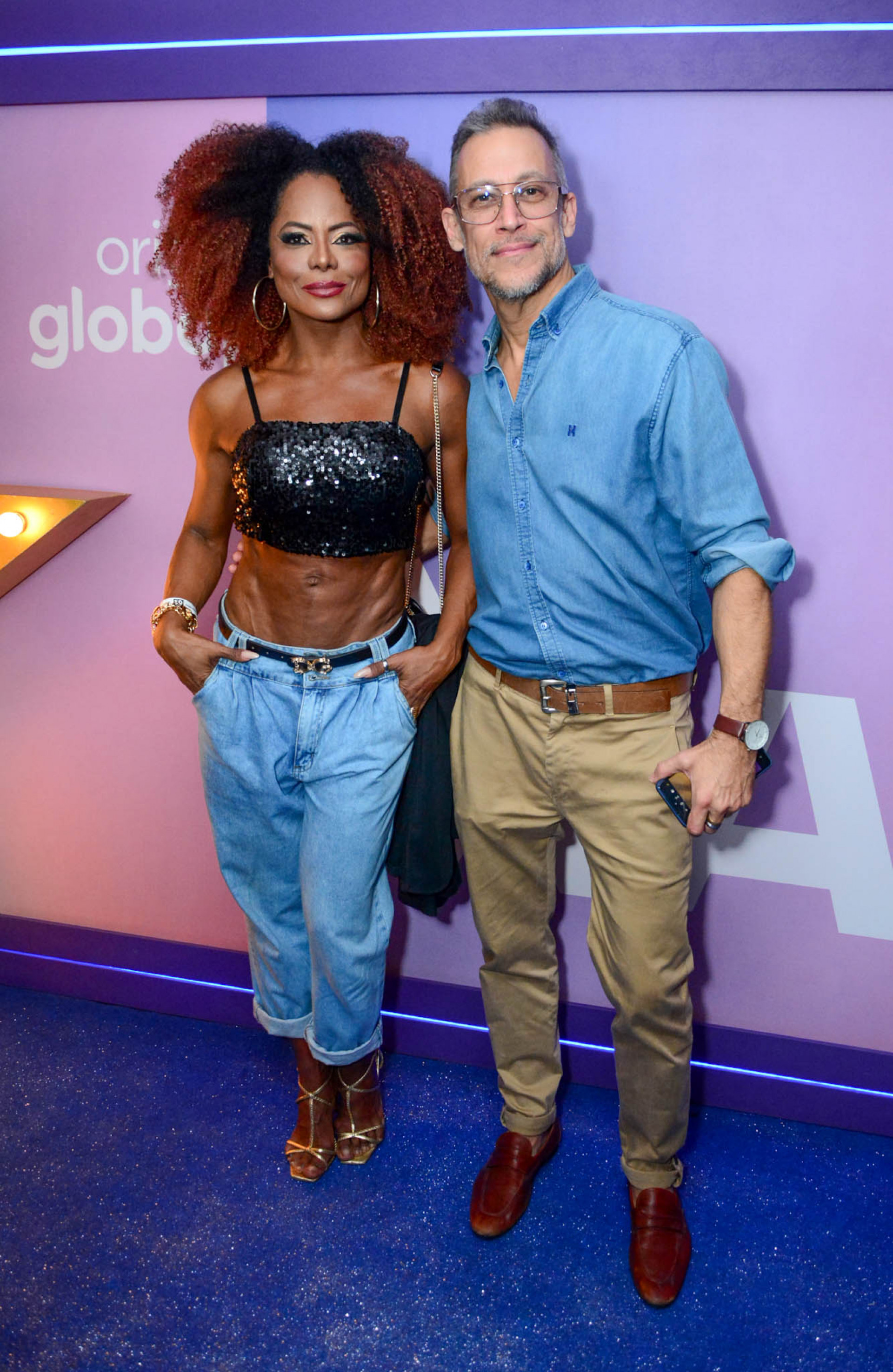 Adriana Bombom e o marido, Adrien Cunha, na festa de lançamento de 'Xuxa - O Documentário' em um cinema na Zona Sul do Rio, na noite desta segunda-feira - Webert Belicio / Ag. News