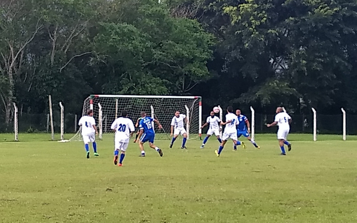 Campeão fatura (R$ 2mil) e vice-campeão (R$ 1 mil) além de troféus e medalhas