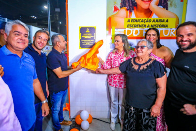 Prefeito Waguinho inaugura creche no Bairro das Graças para 180 alunos em Belford Roxo