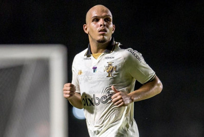 Rodrigo rescinde com o Vasco e acerta com clube turco