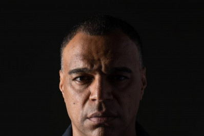 Denílson se manifesta sobre pagamento de dívida milionária de Belo: 'Ainda não está 100% resolvido'