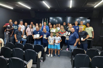 Premiação dos vencedores da terceira edição dos Jogos Estudantis de Mesquita