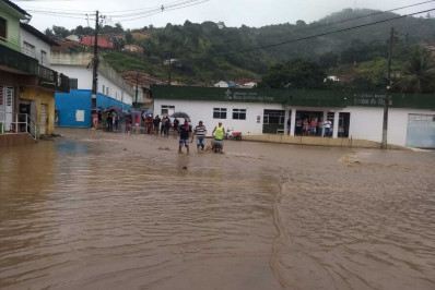 Caixa libera FGTS para trabalhadores atingidos por chuvas em AL e PE