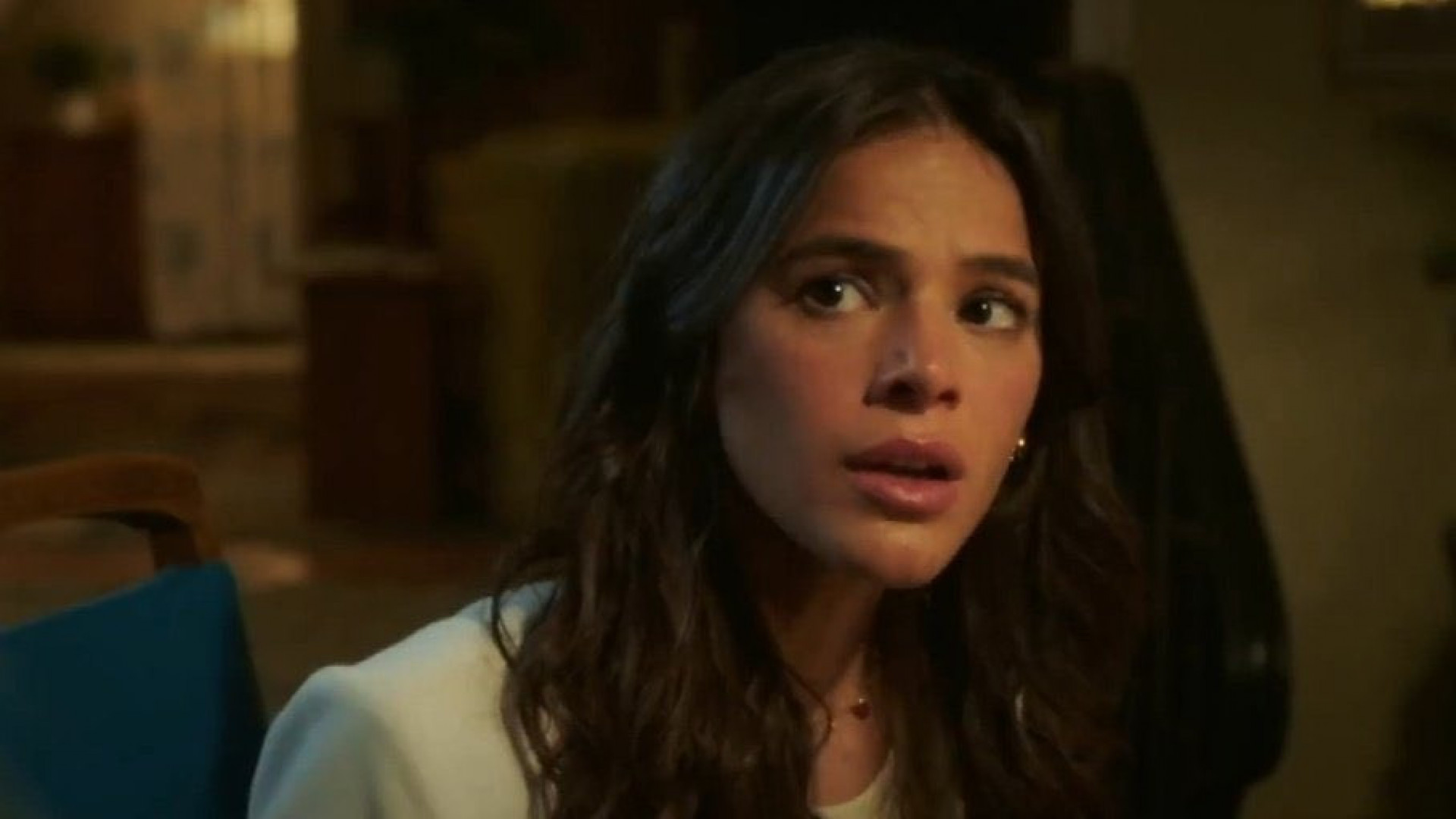 Bruna Marquezine Aparece Em Novo Trailer De Besouro Azul Veja