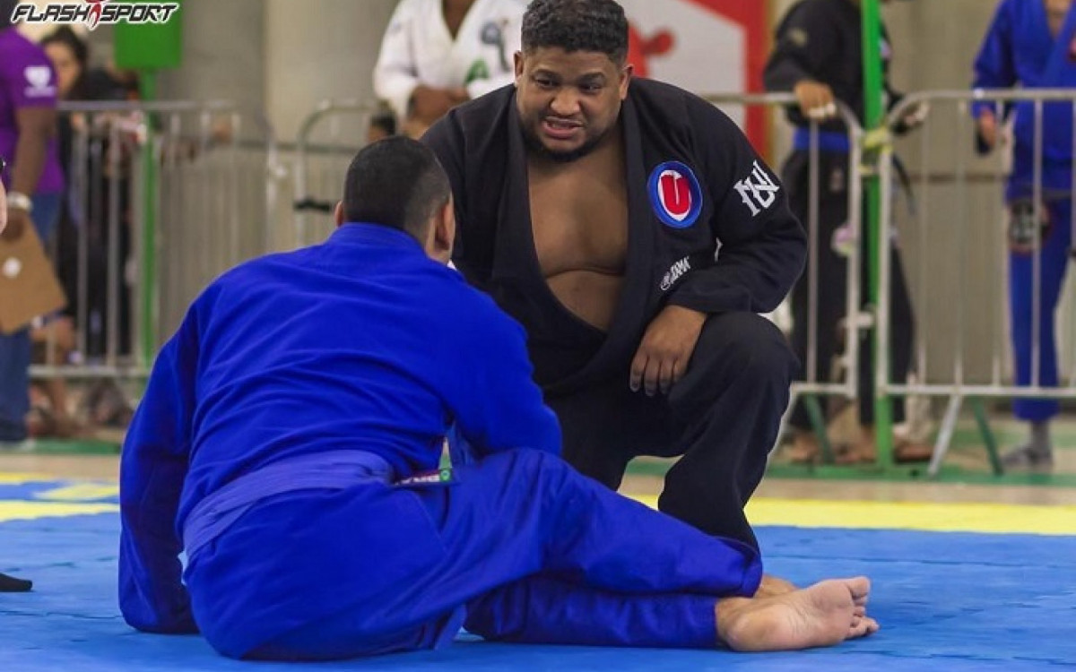 Andr&eacute; Marola &eacute; um dos representantes da equipe Nova Uni&atilde;o em Portugal 