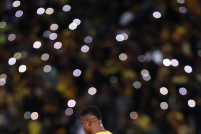 Ex-Vasco, Ygor Catatau tem contrato rescindido no Irã