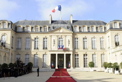 Pedaço de dedo é enviado ao presidente francês