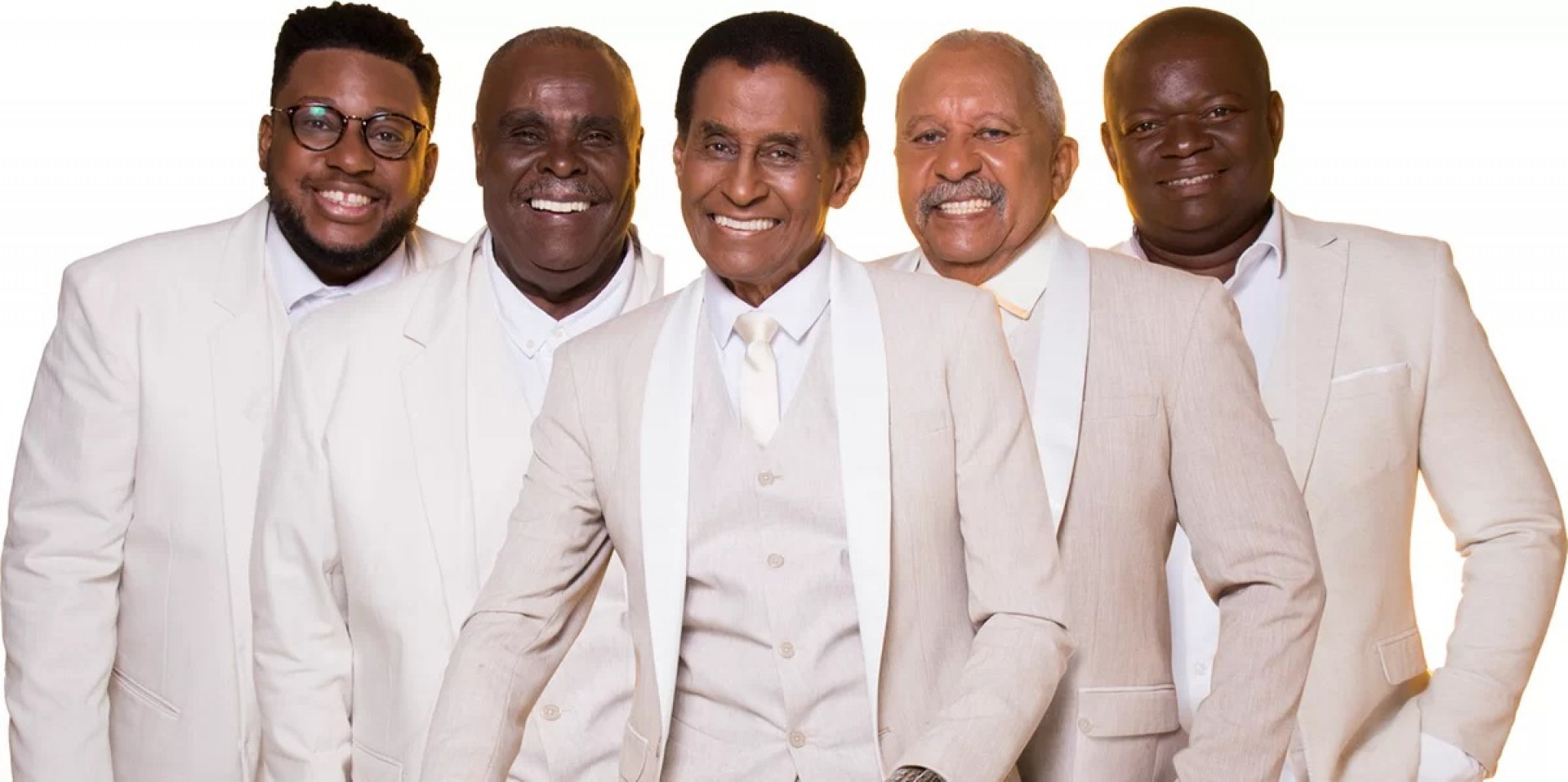 O Grupo Fundo de Quintal interpretará seus maiores sucessos na festa de aniversário da Inocentes de Belford Roxo  - Divulgação