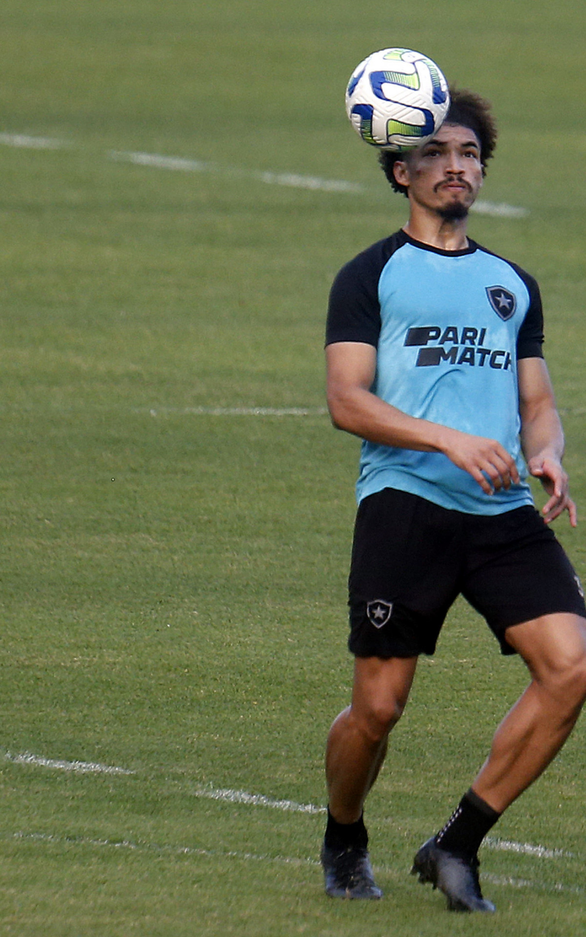 Adryelson, zagueiro do Botafogo - Vitor Silva / Botafogo