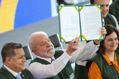 Lula sanciona lei do programa Mais Médicos