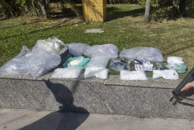 Homem é preso com 1,8 kg de cocaína em Arraial do Cabo