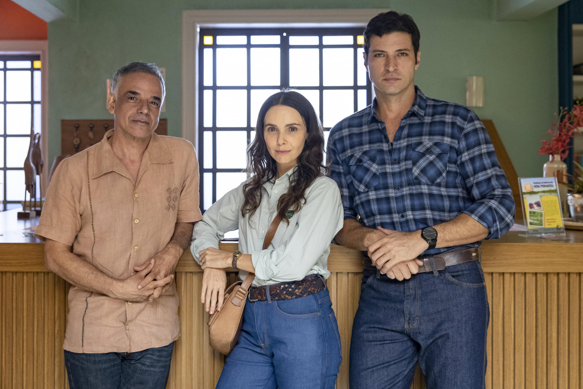 Andrade (Ângelo Antônio), Lucinda (Débora Falabella) e Marino (Leandro Lima) - Globo/Fábio Rocha
