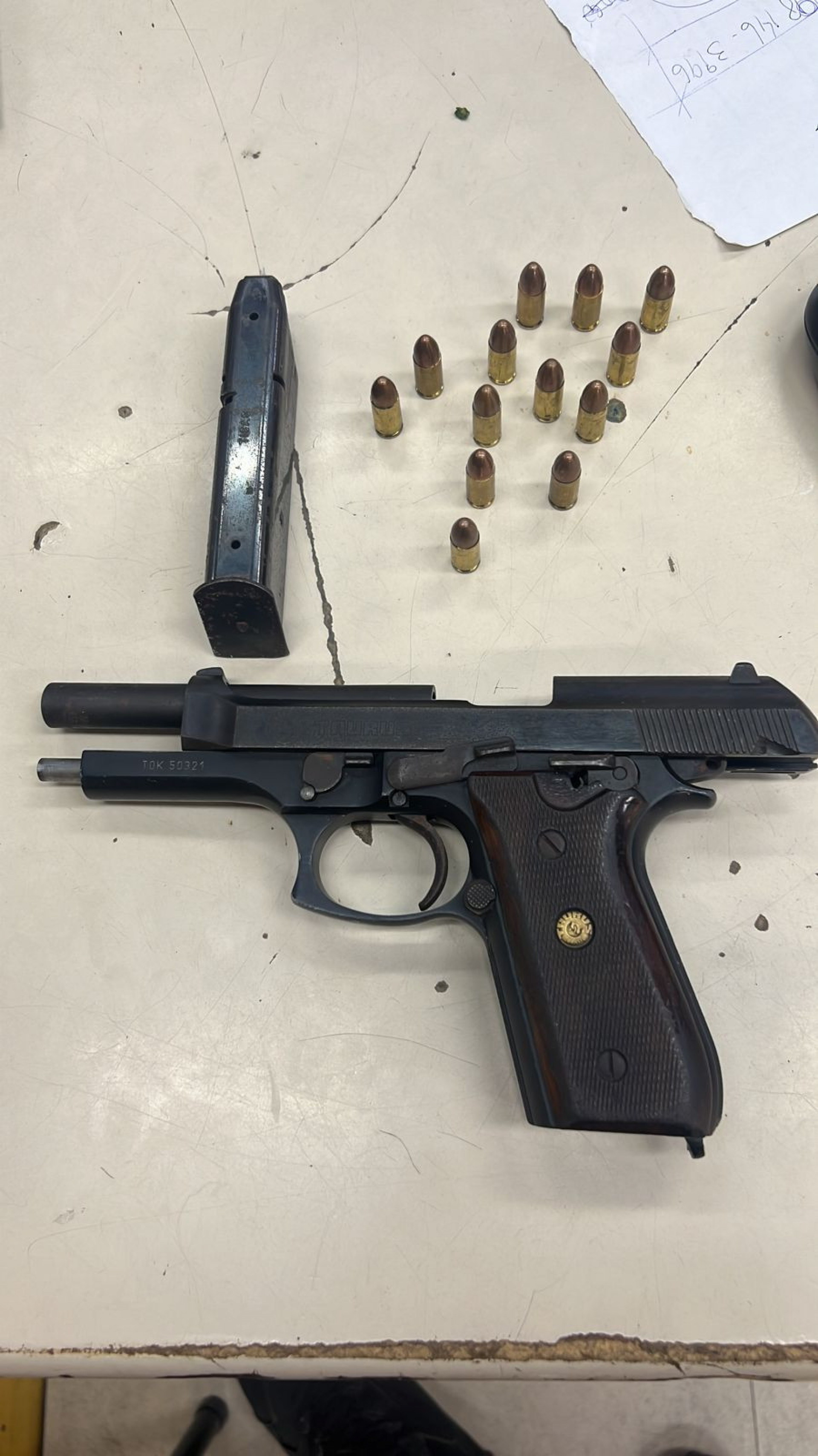 Suspeito fica ferido em confronto com a Pol&iacute;cia Militar na Ilha do Governador, Zona Norte do Rio