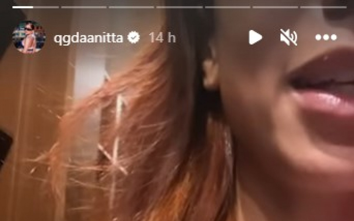 Anitta mostra procedimento incompleto no cabelo