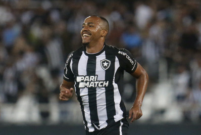 Conmebol suspende Marlon Freitas, do Botafogo, por dois jogos após expulsão