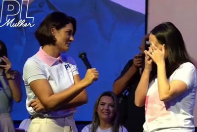 Deputada defende Michelle Bolsonaro: 'Tirar minha prótese ocular nunca vai me constranger'