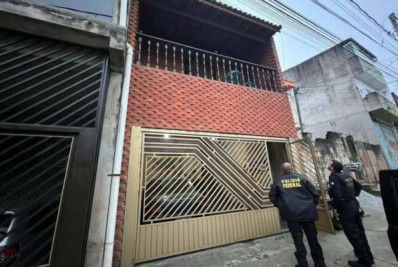 PF faz buscas e prende quadrilha que trocou malas de brasileiras na Alemanha