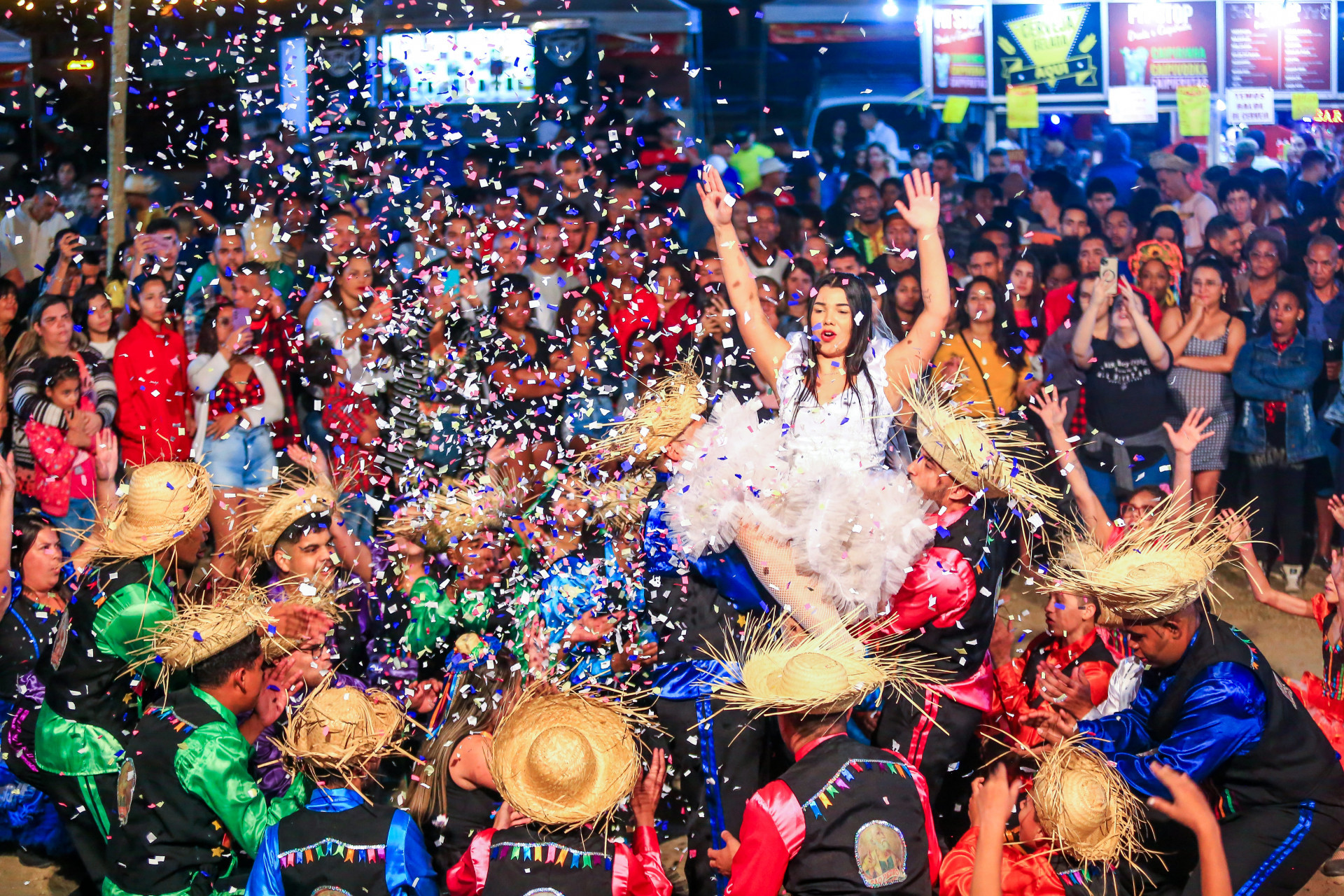 O Arrai&aacute; Belforroxense 2023 foi um sucesso e animou milhares de fam&iacute;lias na festividade - Rafael Barreto e Kristian Amarante/PMBR  