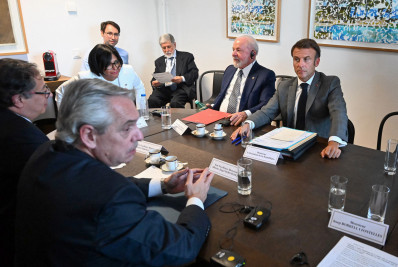 Venezuela mantém esperança pelo fim de sanções após reunião com União Europeia