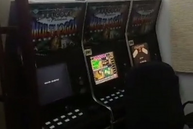 Policia Militar fecha bingo clandestino no Centro de Niterói