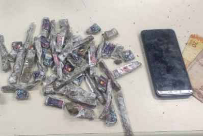 Homem é preso por tráfico de drogas em Arraial do Cabo