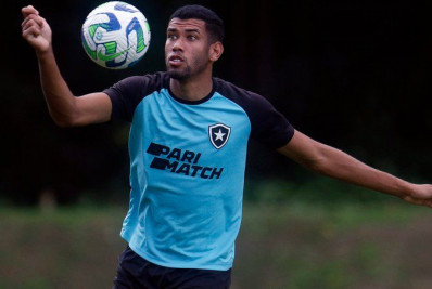 Botafogo inscreve Jefferson e zagueiro pode ser relacionado contra o Santos pelo Brasileirão