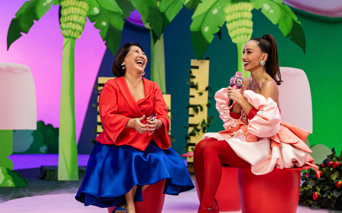 Sabrina Sato grava programa infantil em São Paulo