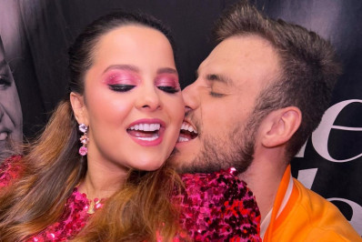 Maiara e namorado posam para ensaio inspirado na Barbie