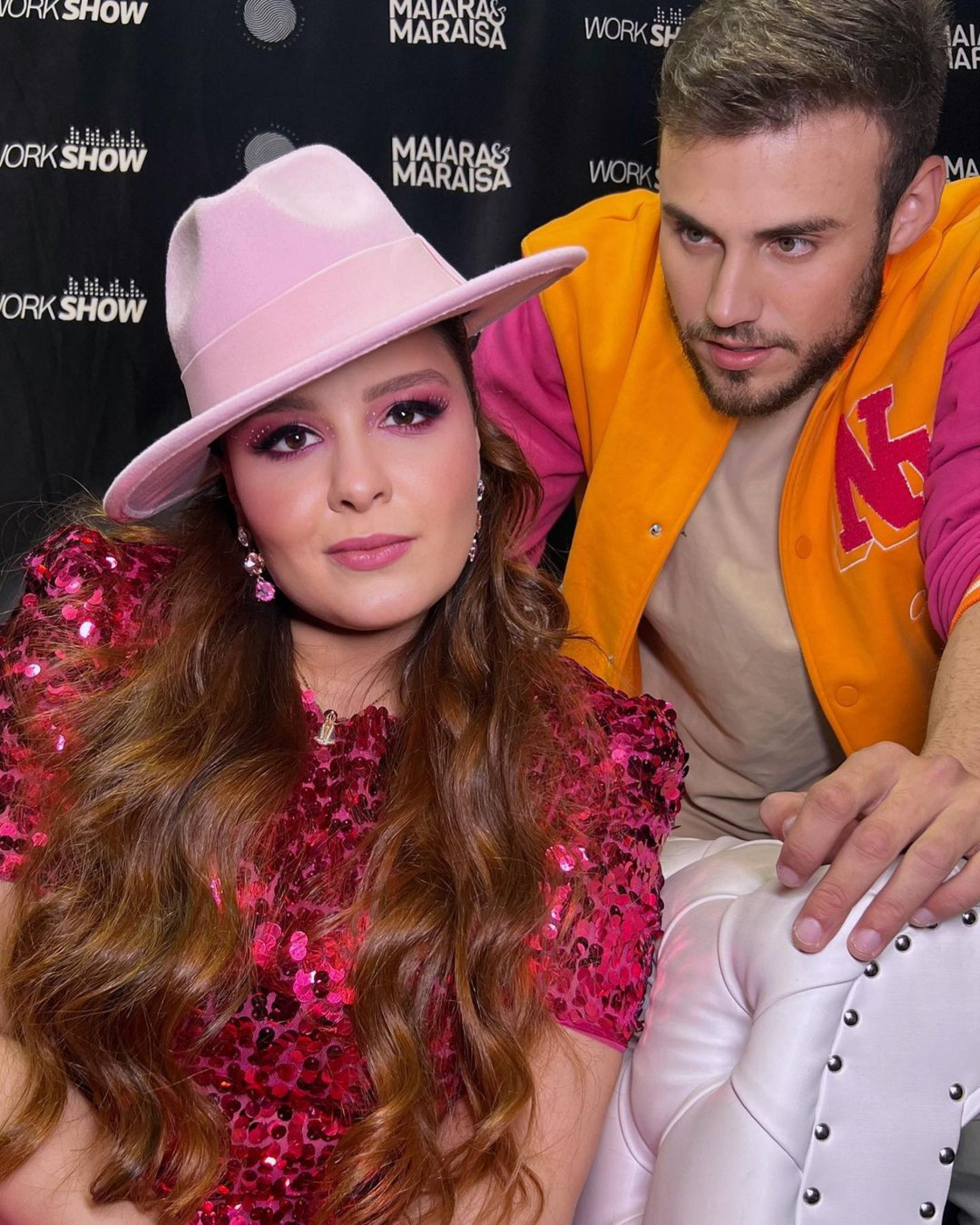 Maiara posa para ensaio fotográfico inspirado na Barbie ao lado do namorado, o sertanejo Matheus Gabriel - Reprodução Internet / Jackson Dorneles