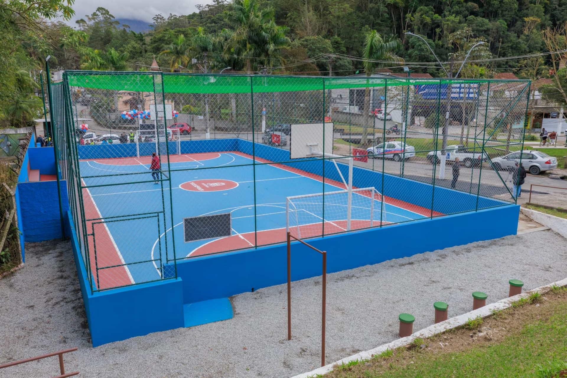 Praça das Pimenteiras recebe quadra totalmente renovada - Bruno Nepomuceno