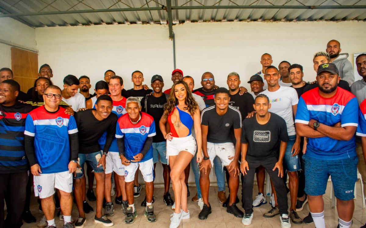 Let&iacute;cia Guimar&atilde;es participou do evento de apresenta&ccedil;&atilde;o da nova diretoria e equipe que disputar&aacute; as competi&ccedil;&otilde;es da Ferj representando a cidade