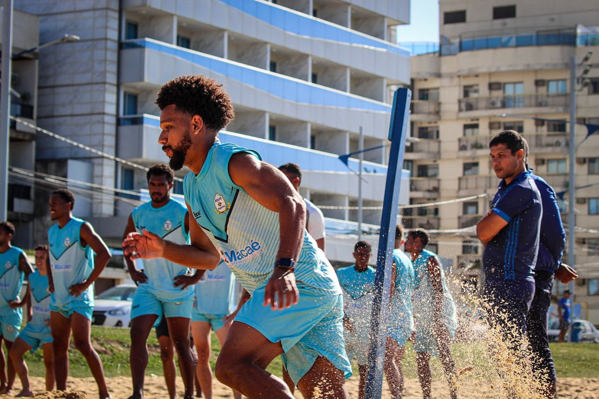 Na manh&atilde; desta sexta-feira (21) time teve mais uma sess&atilde;o de treinos - Foto: Caio Fernandes