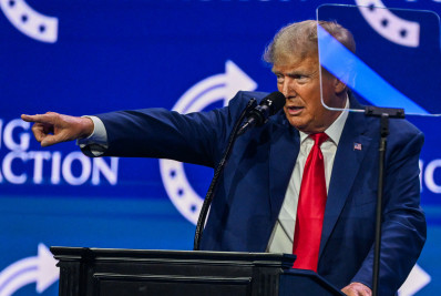 Corte dos EUA suspende ordem de silêncio contra Trump