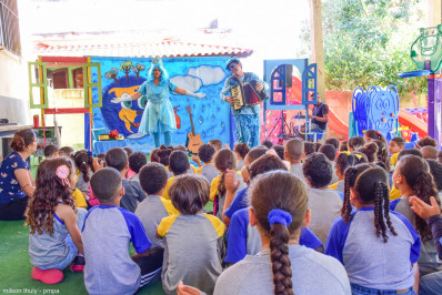 Preservação da água é tema de apresentação teatral em escola de Paty do Alferes 