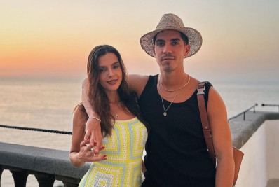 Giovanna Lancellotti brinca com namorado em homenagem: 'Senhor de 62 anos'
