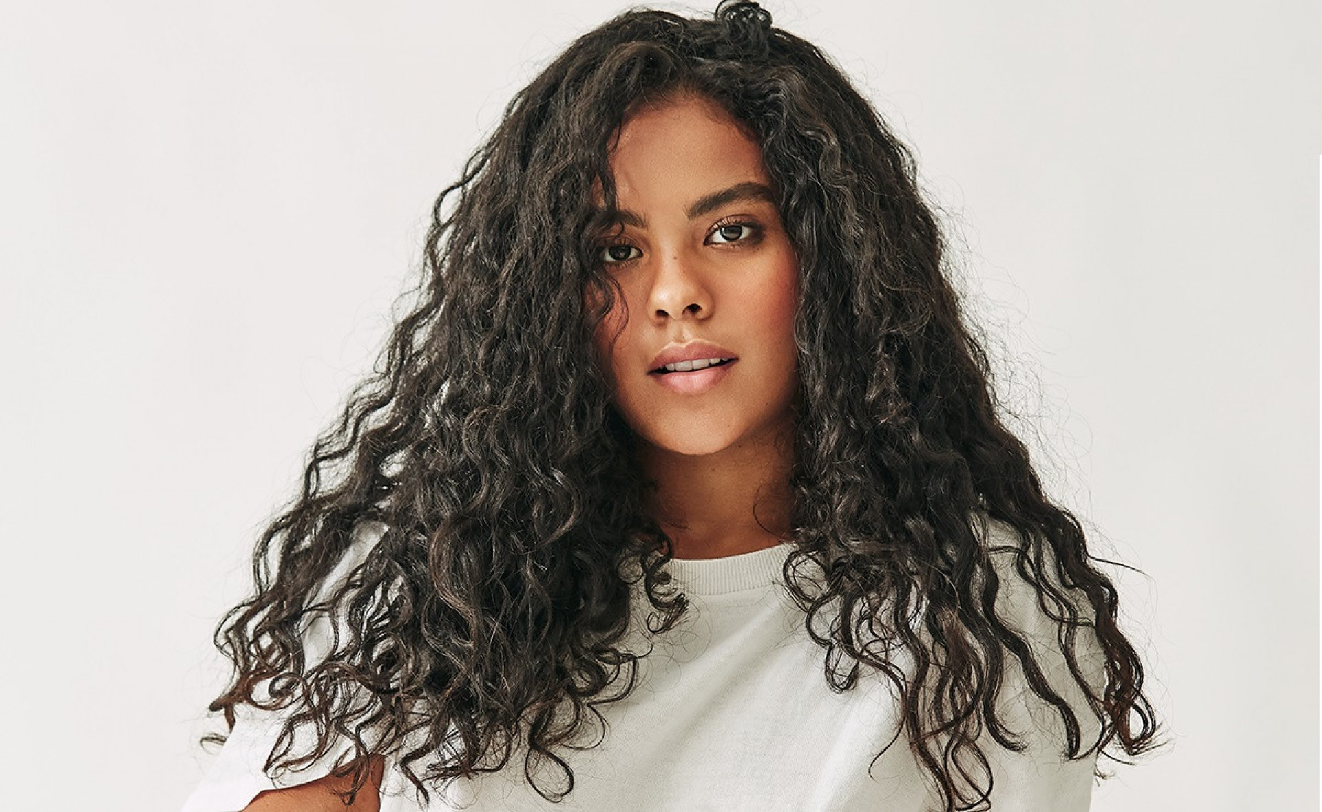 Bella Campos esclareceu o porquê de não estar comparecendo a tantas festas - Reprodução